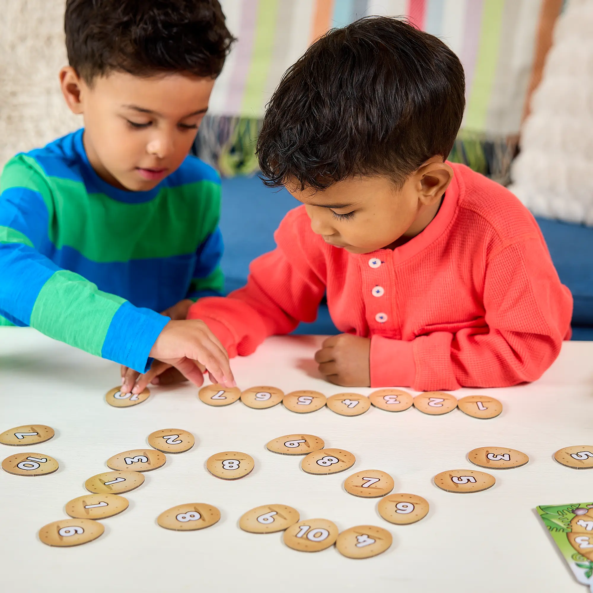 130_dinosaur_number_eggs_05_2000