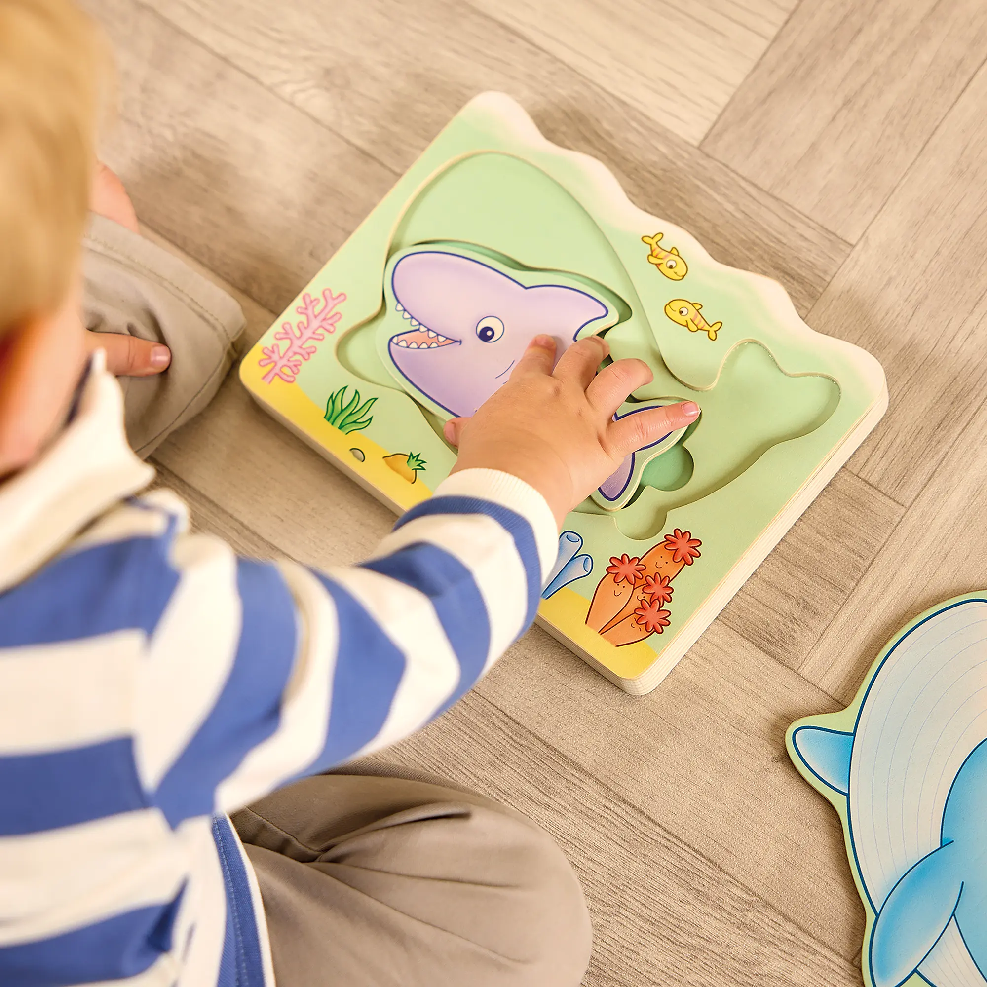 135_under_the_sea_04_2000