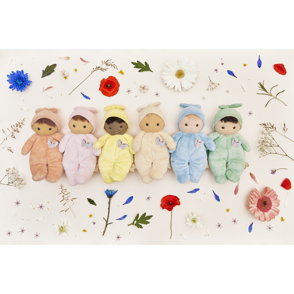 baby-zinnia-fabric-doll
