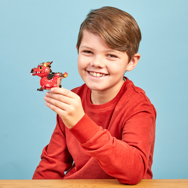 EUGY-Red-Dragon-boy-lifestyle-ENJOY-web